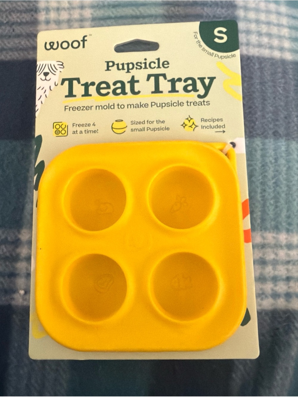 Woof Pupsicle Treat Tray Small Freezer Mold for Refills Low Mess Dog Treat